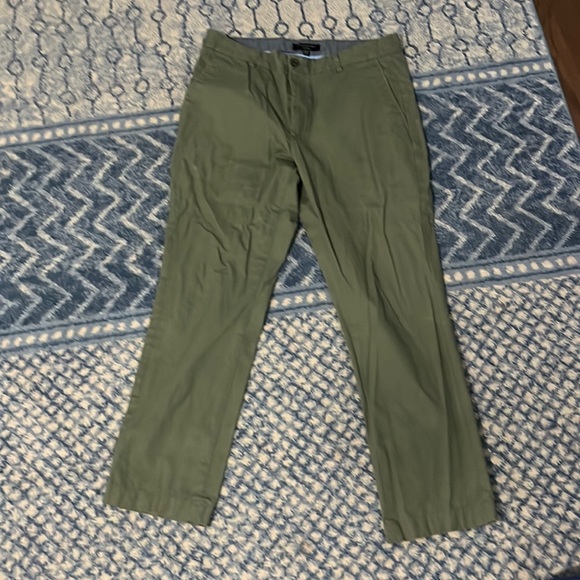 Banana republic dark green chino 33x30 - Picture 1 of 1